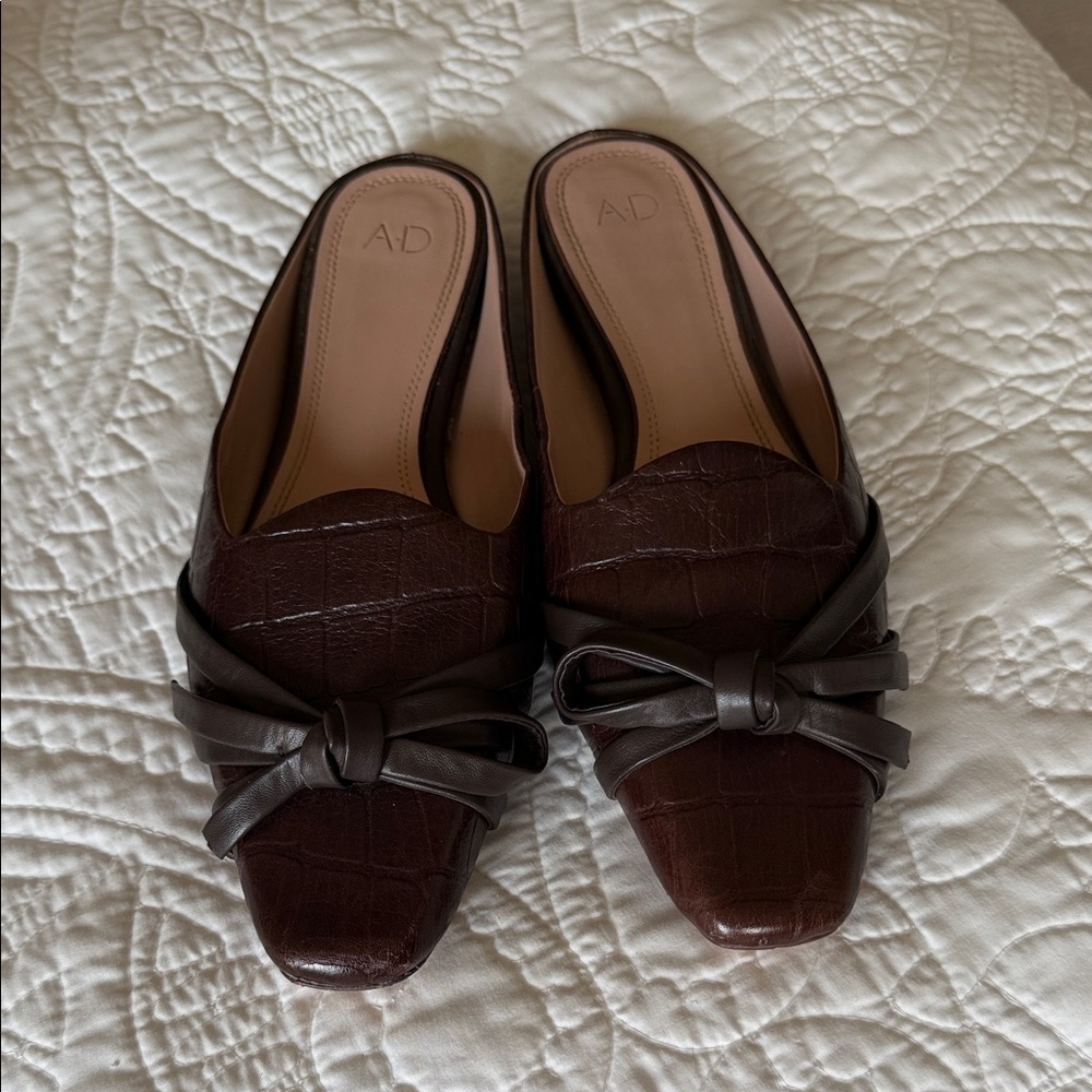 Women's Dark Brown Croc-Embossed Mules